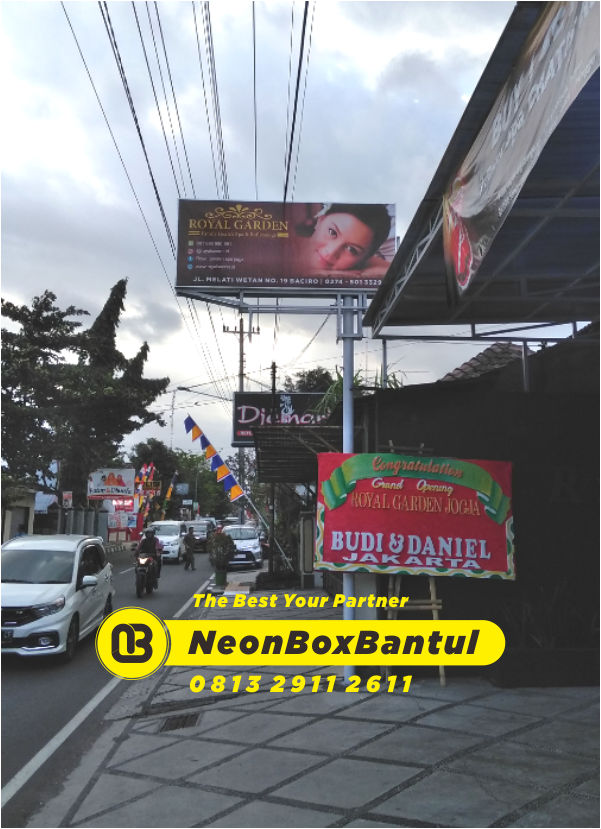 Neon Box salon murah di Bantul