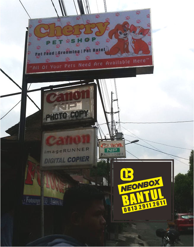 Neon Box pet shop murah Bantul